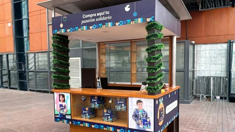 stand-panetones-solidarios